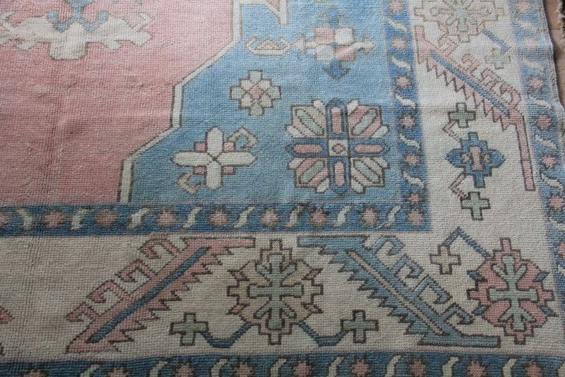 No. 0096 Vintage Turkish Oushak Pink/Light Green Rug (9'6 x 6'5) rug abouttherug 